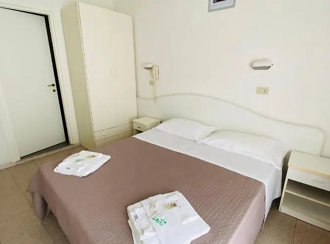 Luna Rossa 3* Rimini