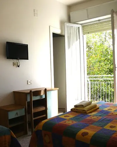 Luna Rossa Szálloda Rimini